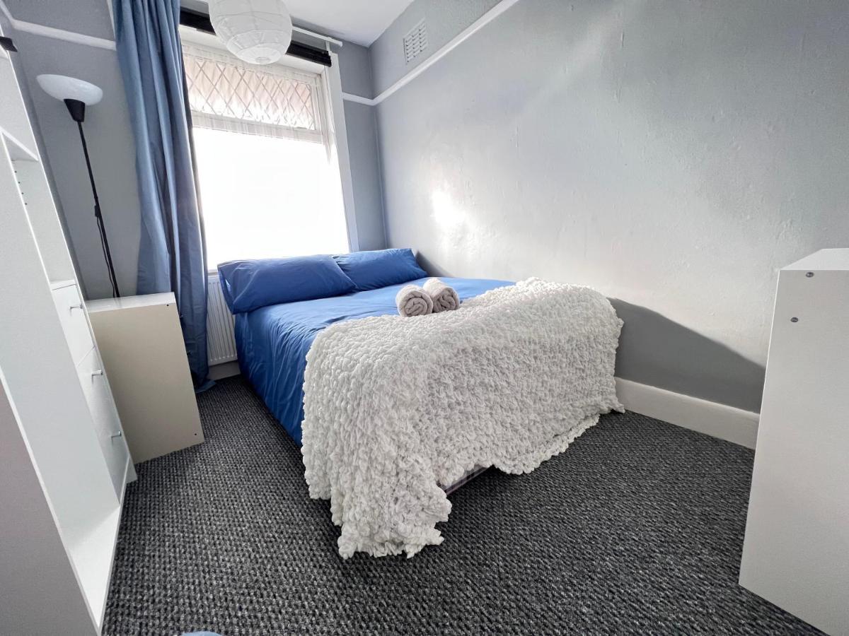 Shirley House 4, Guest House, Self Catering, Self Check In With Smart Locks, Use Of Fully Equipped Kitchen, Close To City Centre, Ideal For Longer Stays, Excellent Transport Links Southampton Eksteriør bilde