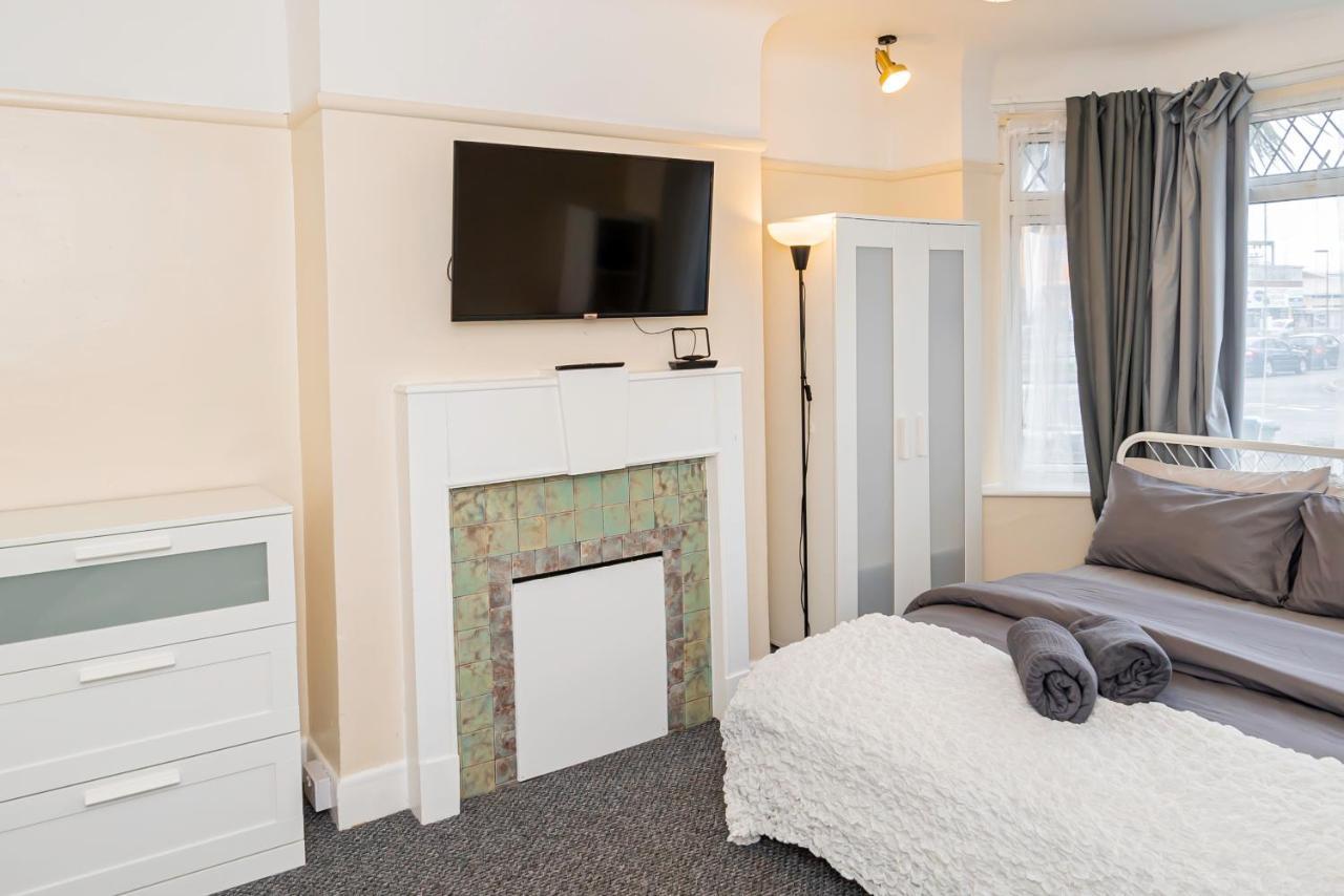 Shirley House 4, Guest House, Self Catering, Self Check In With Smart Locks, Use Of Fully Equipped Kitchen, Close To City Centre, Ideal For Longer Stays, Excellent Transport Links Southampton Eksteriør bilde